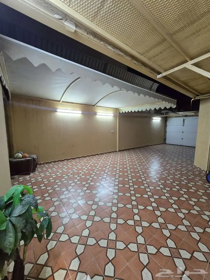 فيلا فاخرة للبيع في حي الجزيرة 48