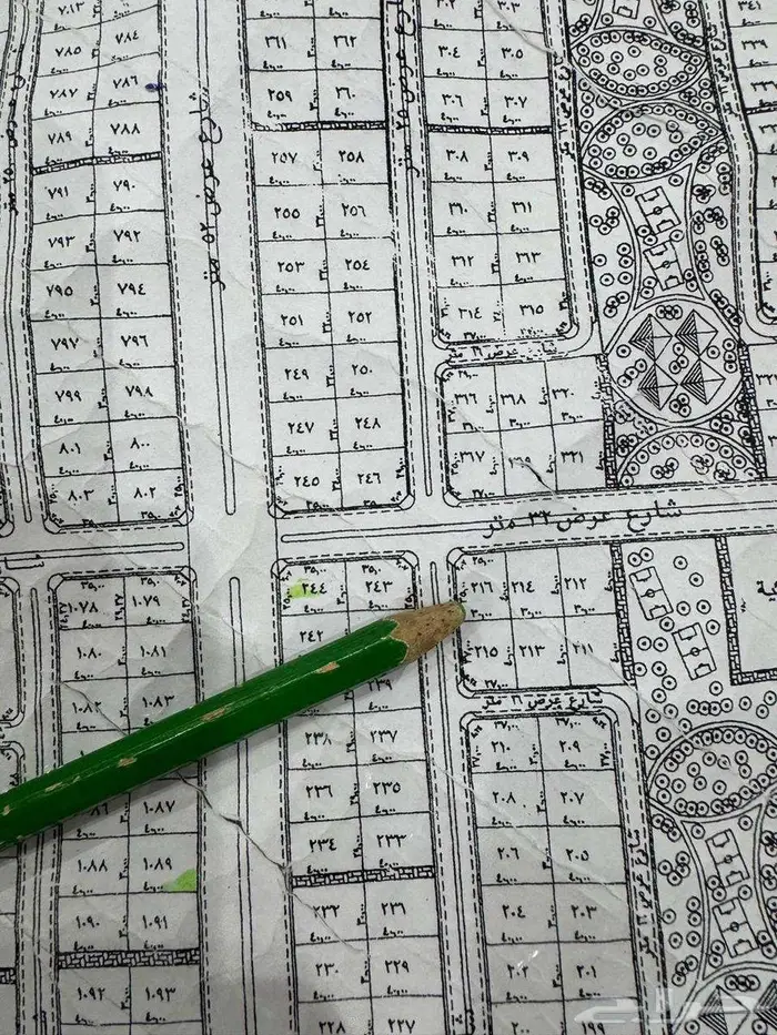 ارض سكنية موقع مميز في طيبة قريبة من الشارع العام 0