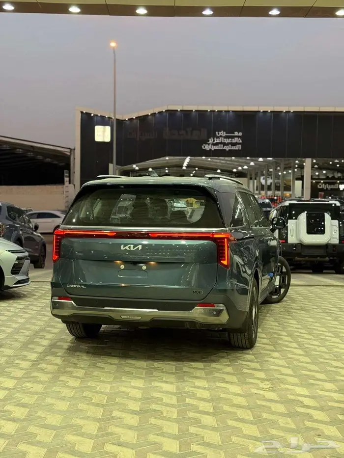كيا كرنفال نصف فل GLS 2026 15