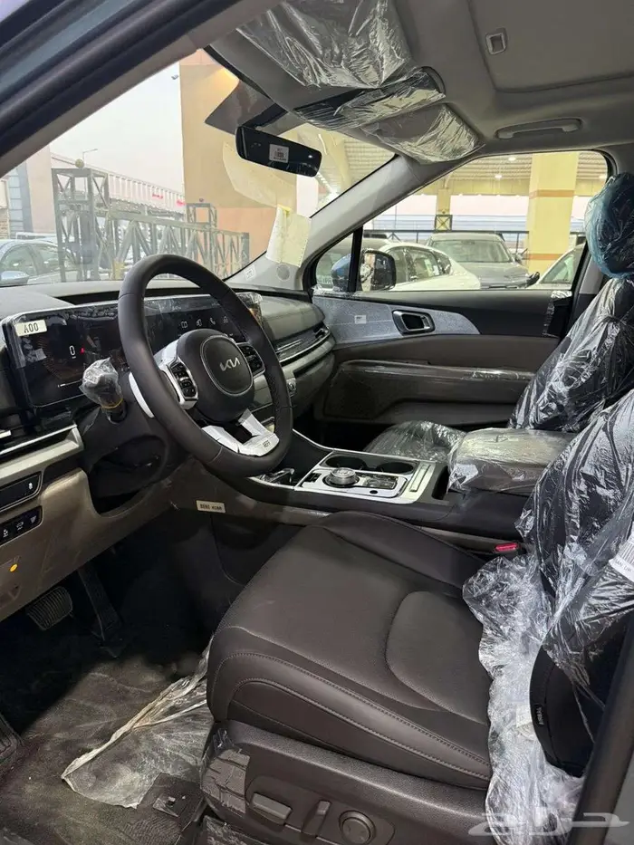 كيا كرنفال نصف فل GLS 2026 10