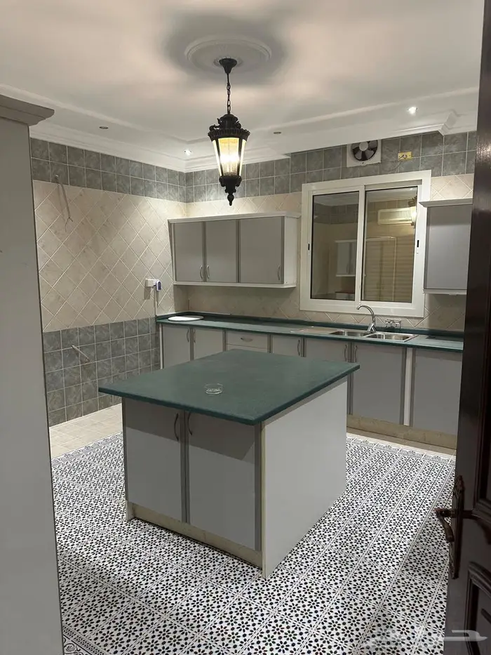 فيلا للبيع جده البساتين 8