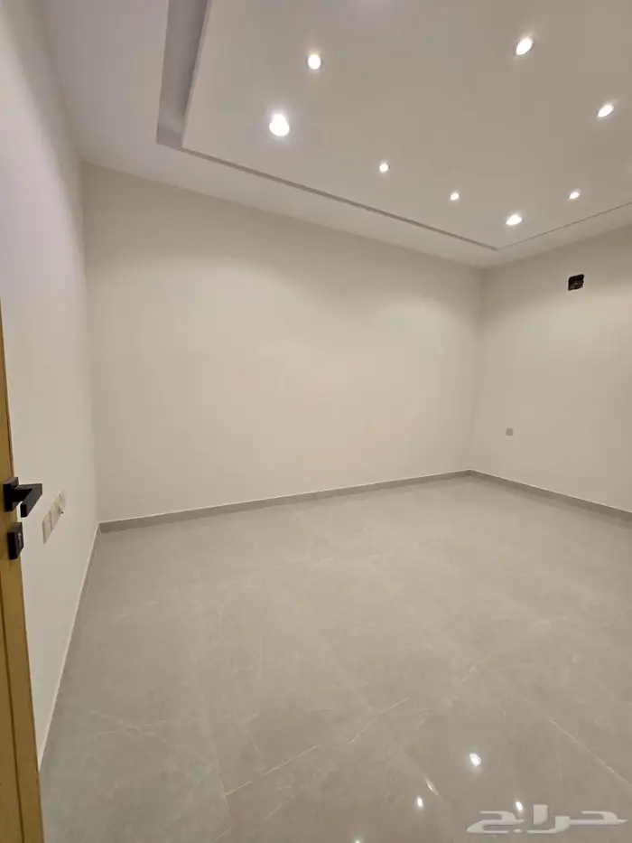 شقق وادوار فاخرة للبيع في حي الصفا موقع متميز 23