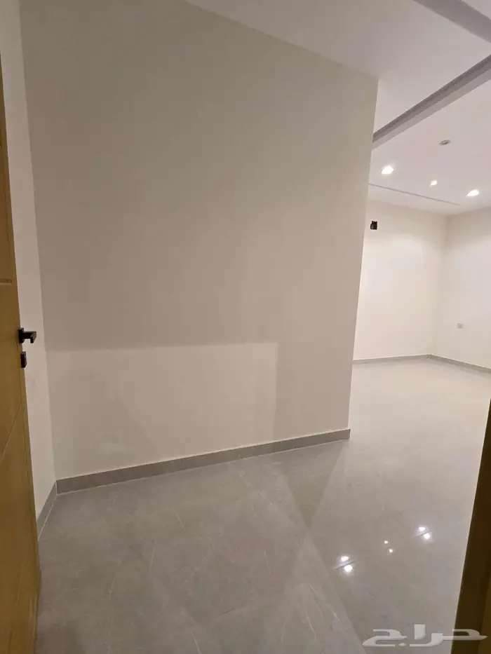 شقق وادوار فاخرة للبيع في حي الصفا موقع متميز 26