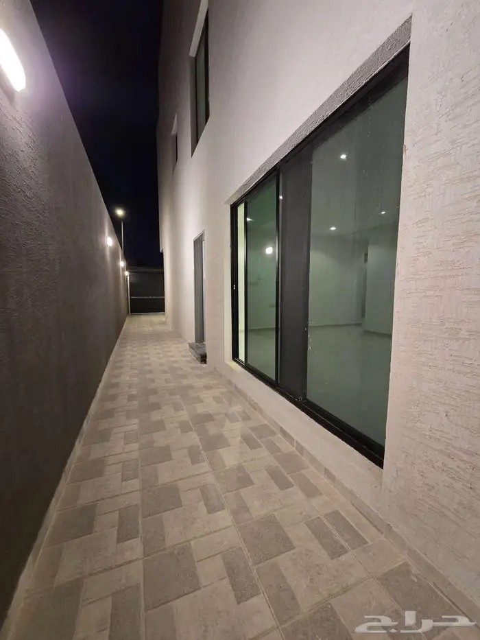 شقق وادوار فاخرة للبيع في حي الصفا موقع متميز 37