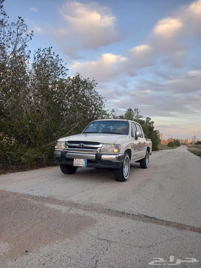 هايلوكس 2003 9