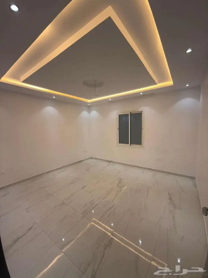 شقة للإيجار في حي الصواري - 5 غرف - تشطيب جديد سوبر الترا 6