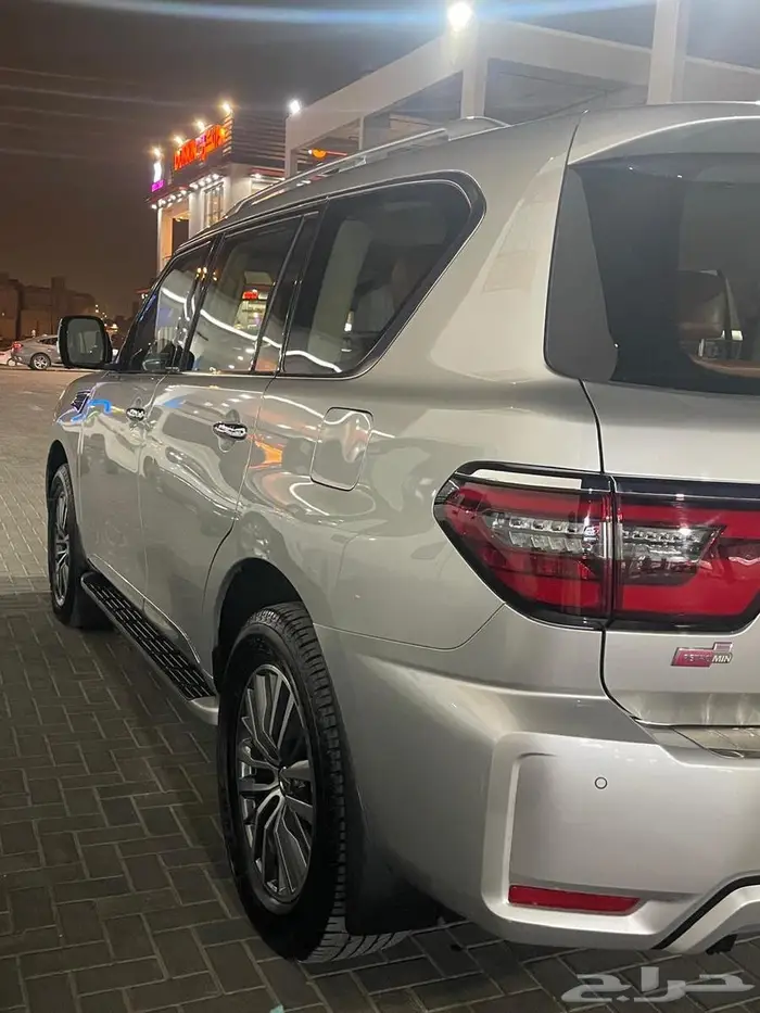 بلاتينيوم فضي 2021 2