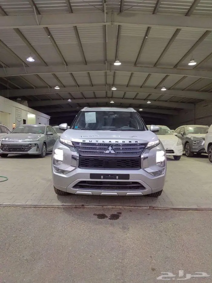 ميتسوبيشي اوتلاندر 2025 فل كامل عرض خاص وحصري 1