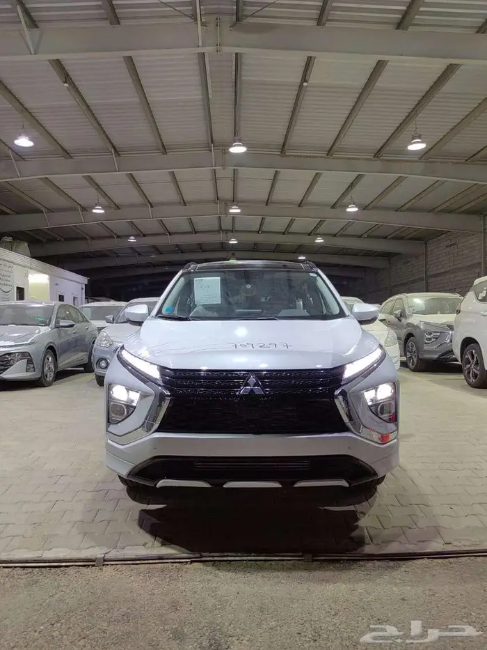 ميتسوبيشي اكليبس كروس 2025 عرض خاص وحصري 1