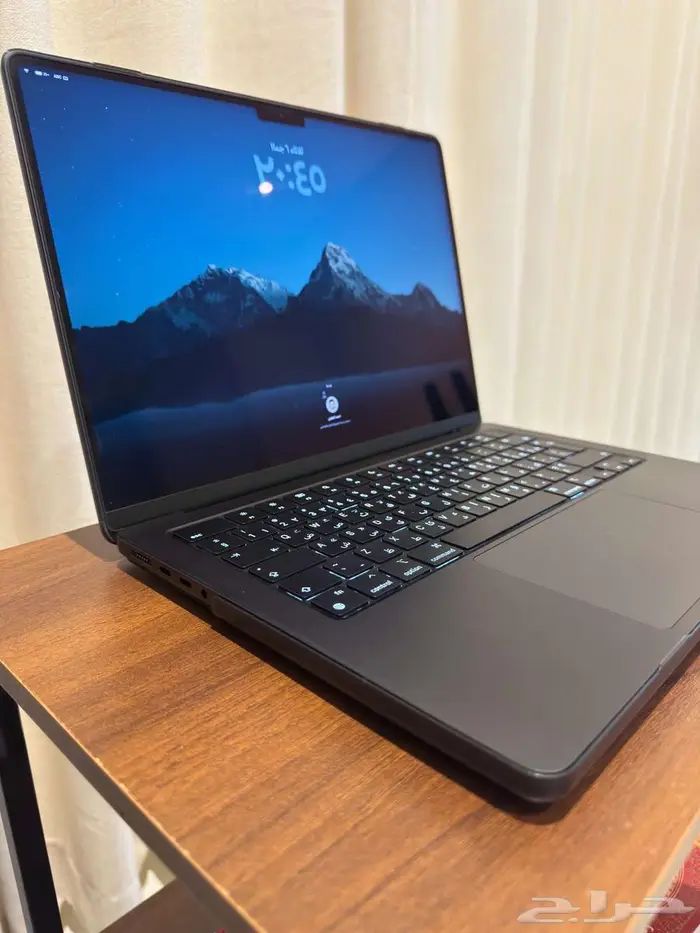 للبيع  MacBook Pro 14-inch M4 أسود الفلكي Space Black 0