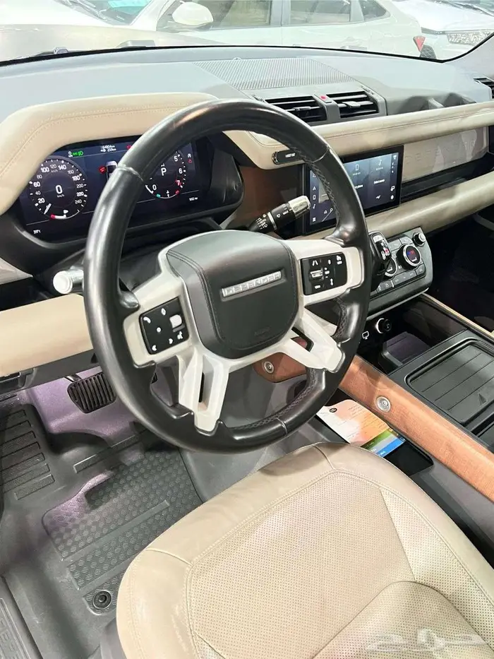 رنج روفر ديفندر 110 2020 HSE P400 ( الوكيل الناغي ) 5