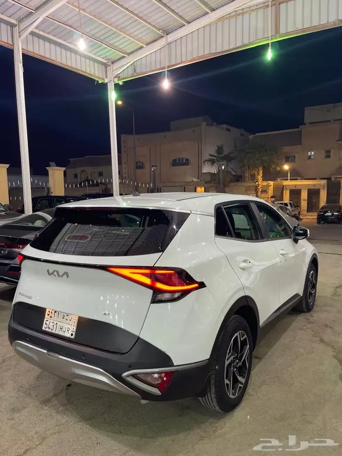 للبيع كيا سبورتاج موديل 2023 4