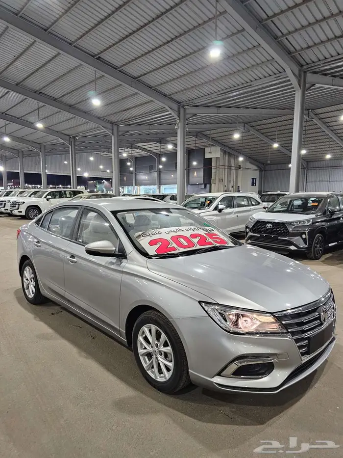 أم جي 5 استاندر موديل 2025 1