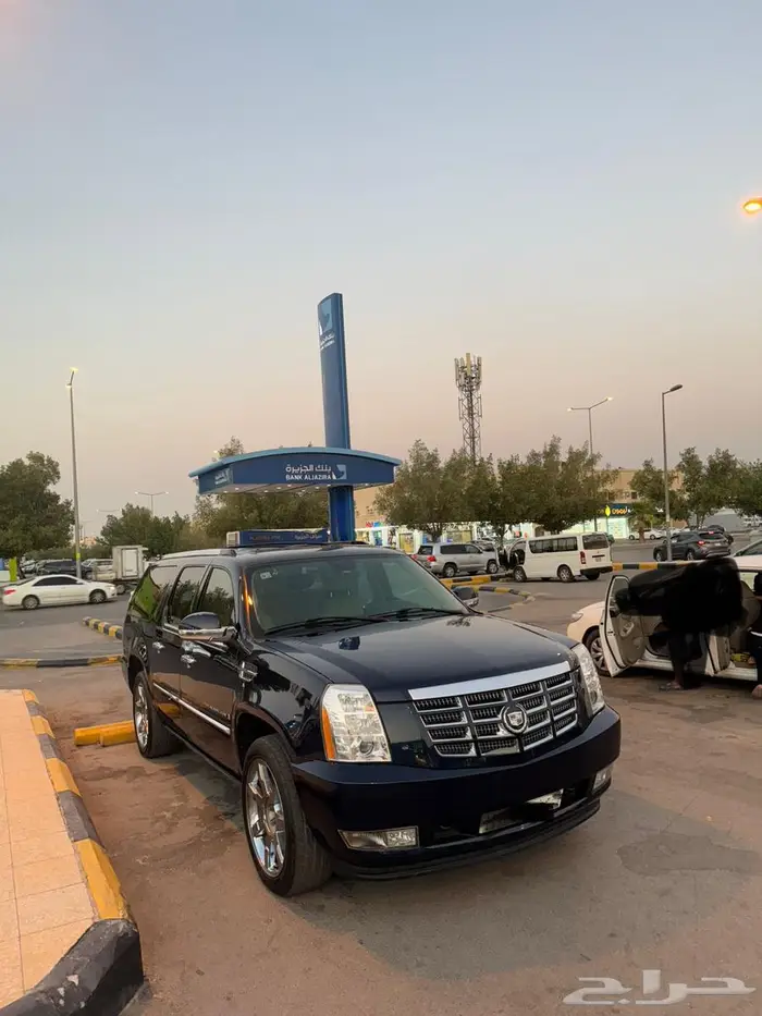 اسكاليد للبيع 4