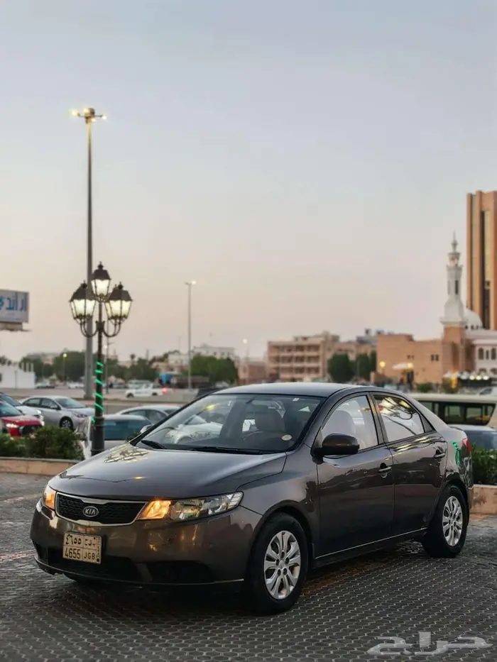 سيراتو 2012 توماتيك بسعر طيب 4