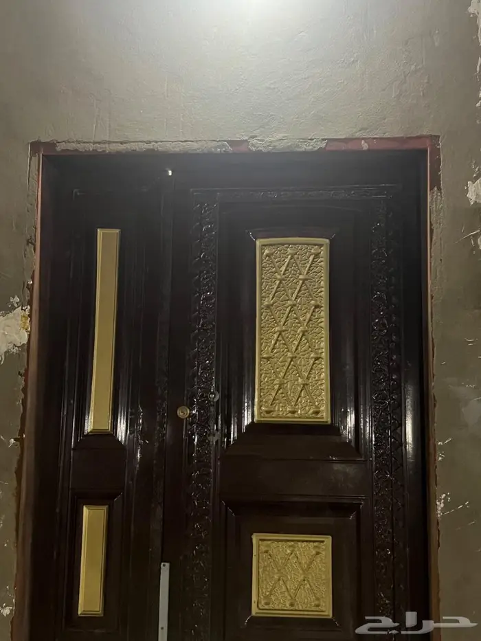 باب حديد مع الحلق 0