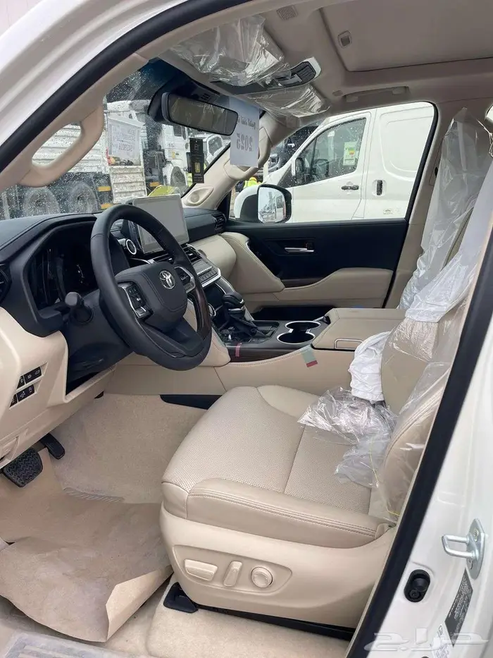 تتوفر فئات لاندكروزر2025 اصفار لمبيعات البنك باقل ربح0.35 1