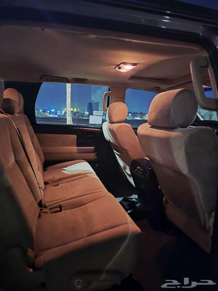 للبيع تويوتا سيكويا SR5 دبل 2013 22