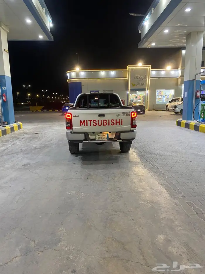 ميستوبيشي 4