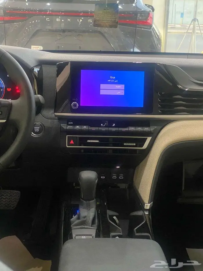 كامري ال اي بنزين الموديل 2025 3