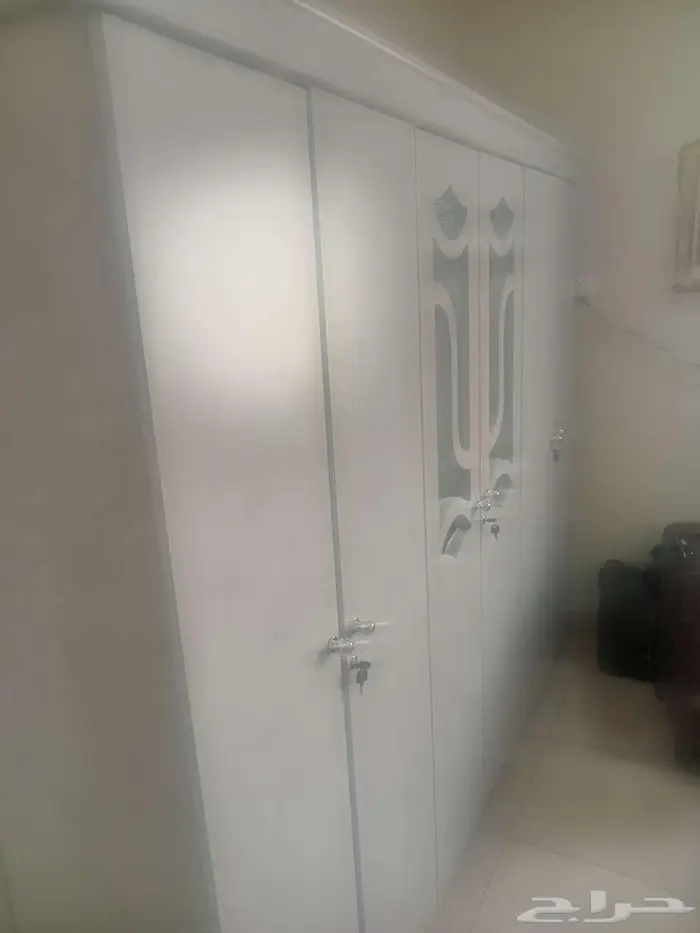 غرفة نوم مع المرتبه 0