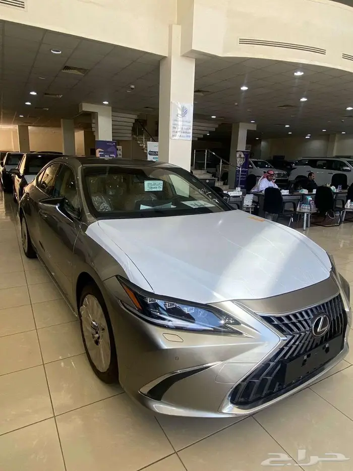 لكزس اي اس 350DDالموديل 2025 1