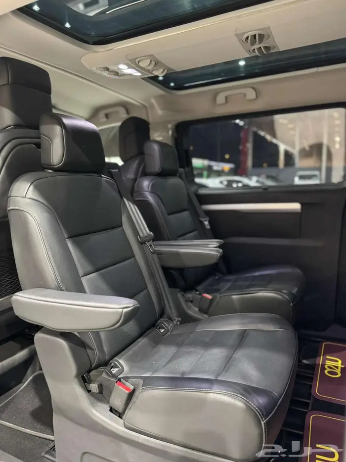 بيجو ترافلر موديل 2023 7