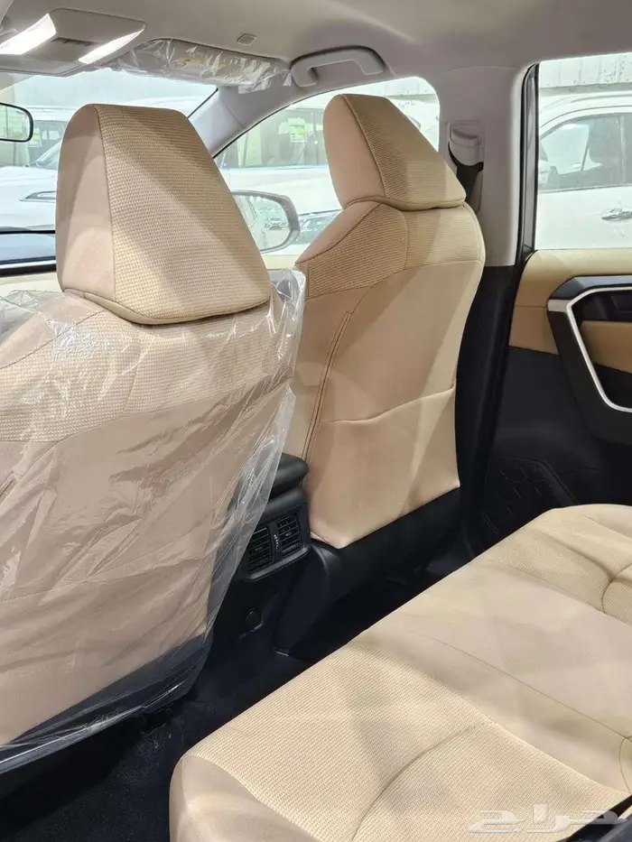 تويوتا راف فور LE بنزين دبل 2025كاش وأقساط 14