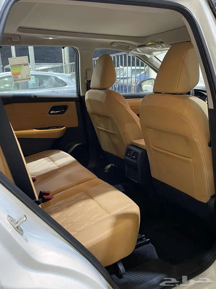 نيسان اكس تريل SL فل كامل 7 مقاعد 2025 كاش واقساط 9