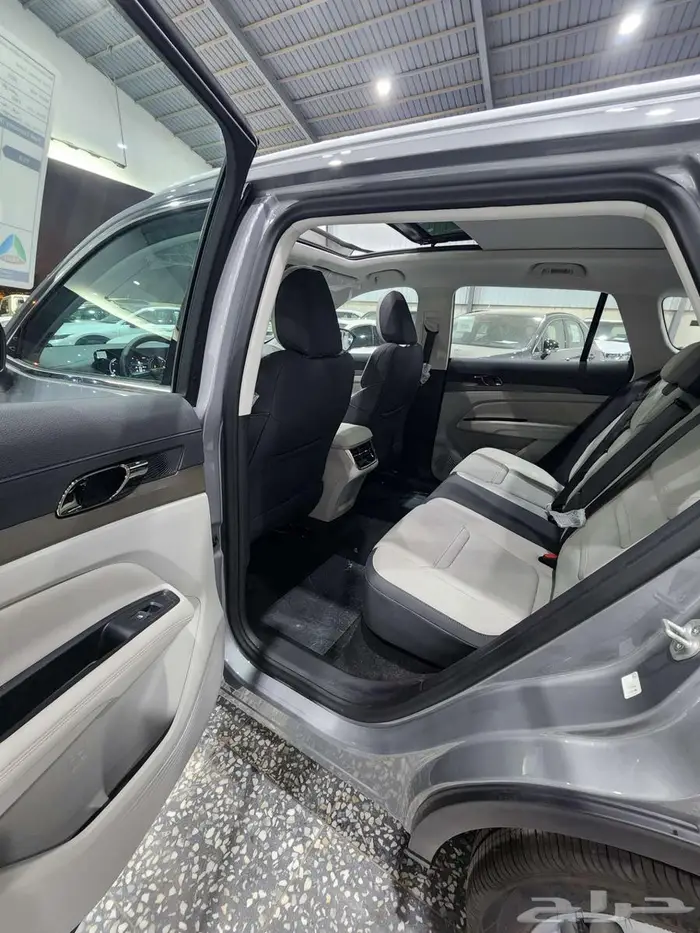 بأقل سعر في المملكه فورد تيرتوري 2025 22