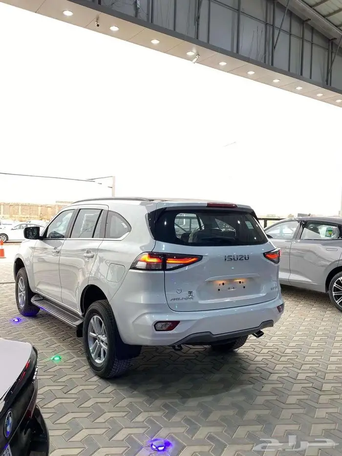 إيسوزو MUX 2023 بدون دبل أصفار 11