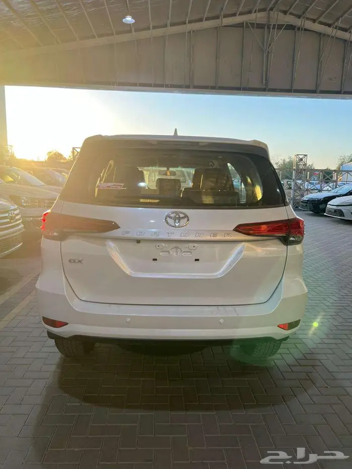 تويوتا فور تشنر GX 2دبل بنزين 2025 1