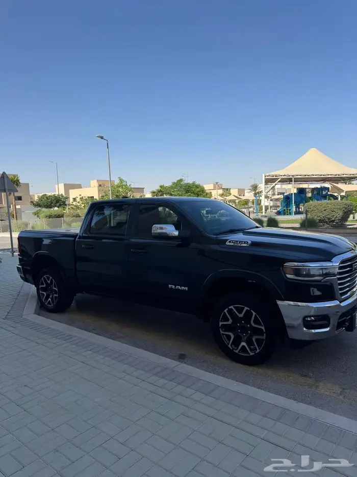 رام 2025 اسود سعودي وارد بترومين 5