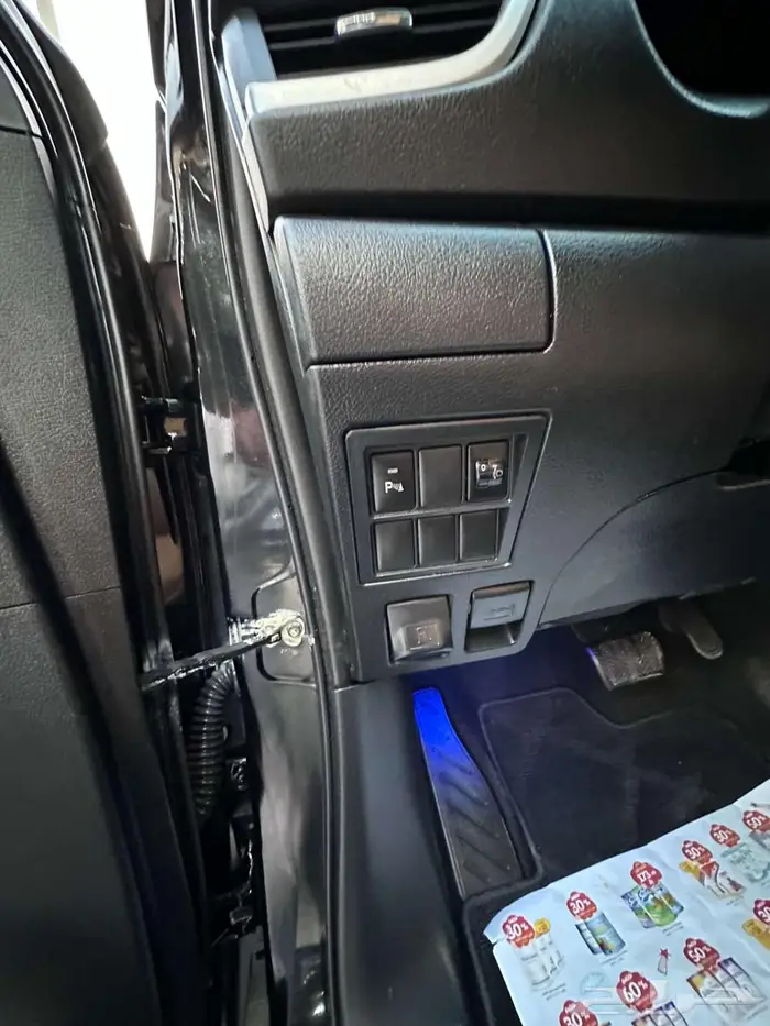 تويوتا فورتشنر بنزين 6سلند VX 12