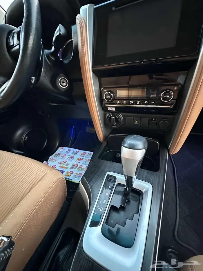 تويوتا فورتشنر بنزين 6سلند VX 11