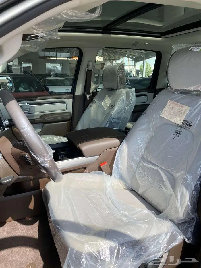 دودج رام 1500 لارامي موديل 2025 اقل سعر 9