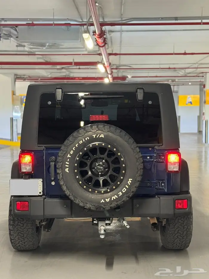 Jeep Wrangler 2013 (قير عادي) 4