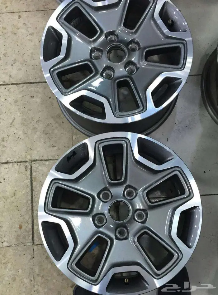 يتوفر جميع انواع جنوط الجيب الشروكي ورانجلر اصلية وكالة 1 21