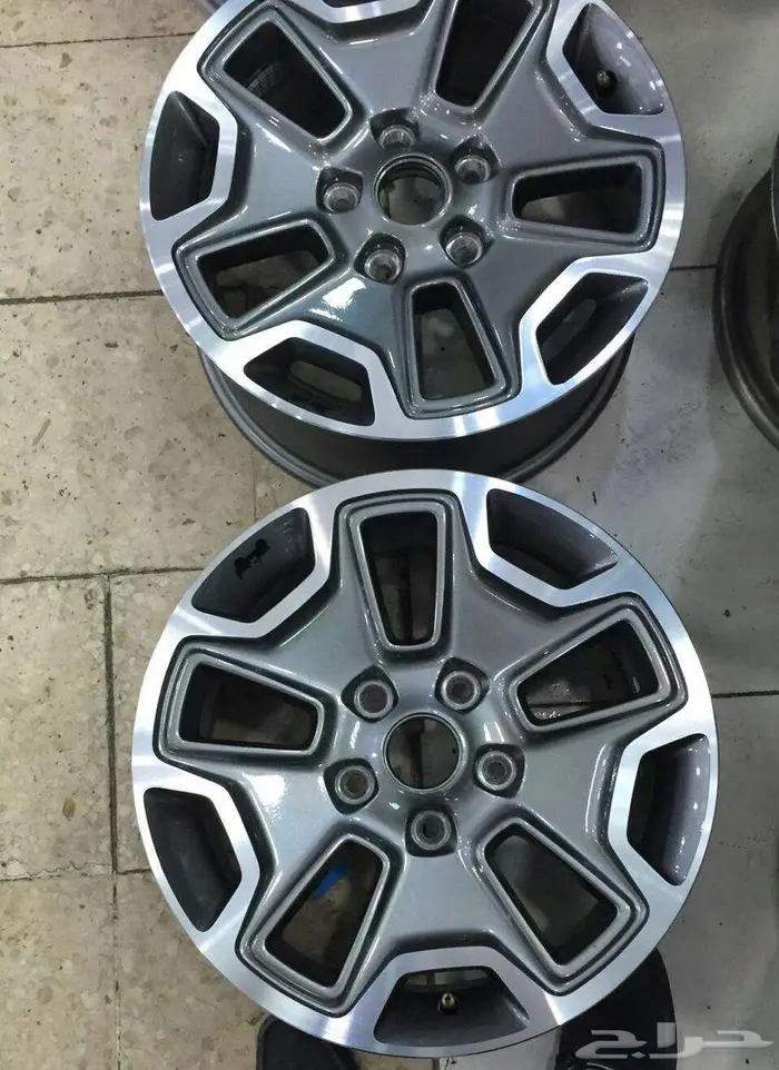 يتوفر جميع انواع جنوط الجيب الشروكي ورانجلر اصلية وكالة 1 22