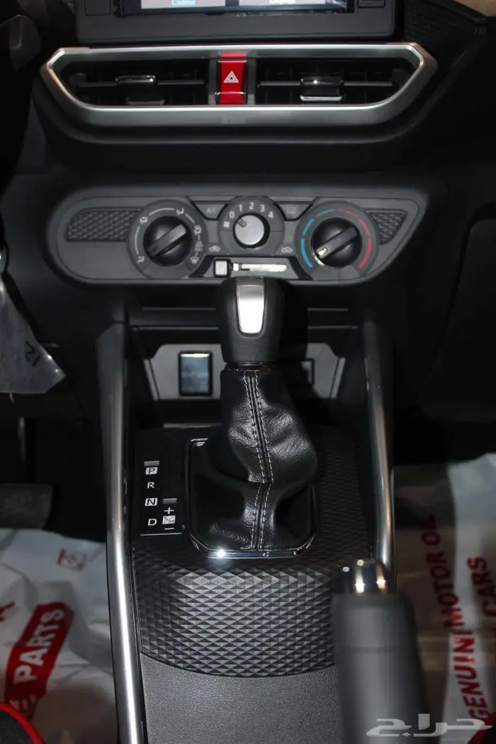 تويوتا رايز 1.0 ليمتيد تربو بنزين اتوماتيك 2026 12