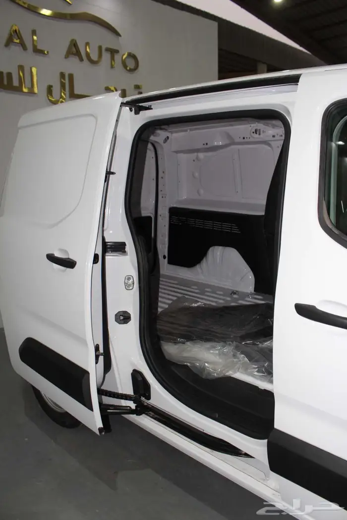 بيجو بارتنر 2025 شاص قصير 8