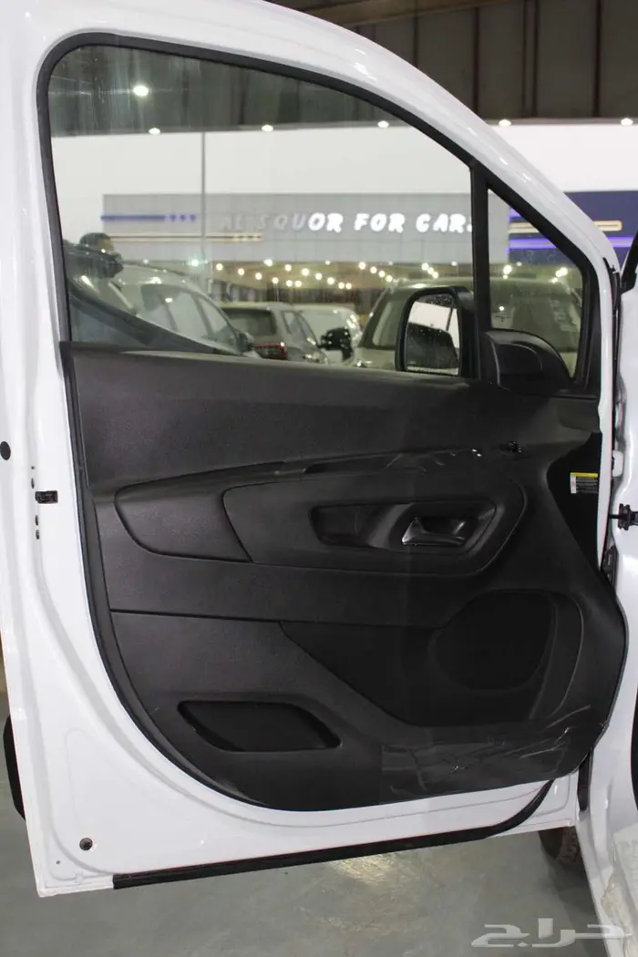 بيجو بارتنر 2025 شاص قصير 12