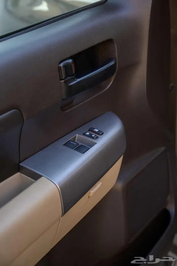 تويوتا تندرا 2010 غمارة مخزن 28