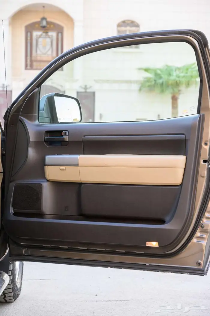 تويوتا تندرا 2010 غمارة مخزن 33