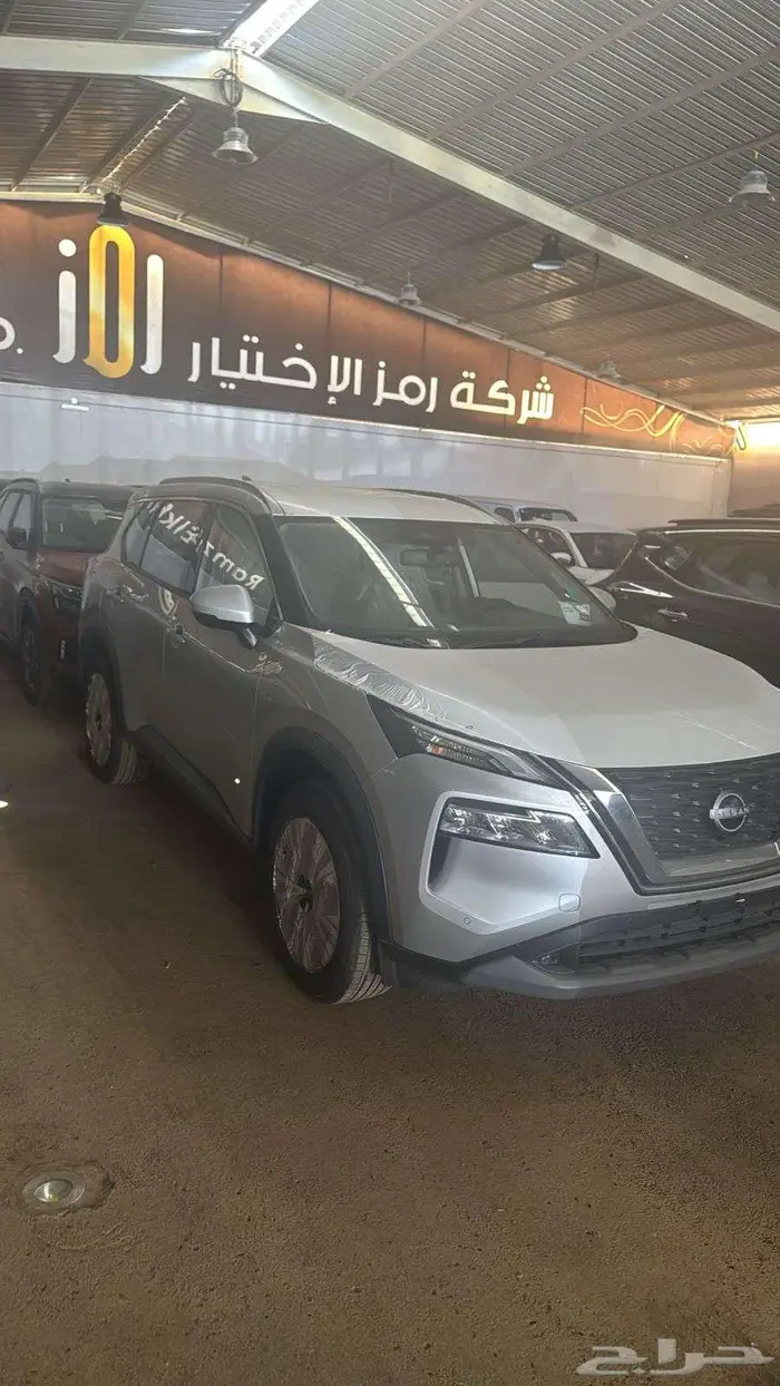 نيسان اكس تريل 4 4 نص فل sv موديل 2025 9