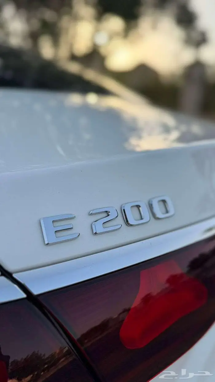 2024 مرسيدس E200 8