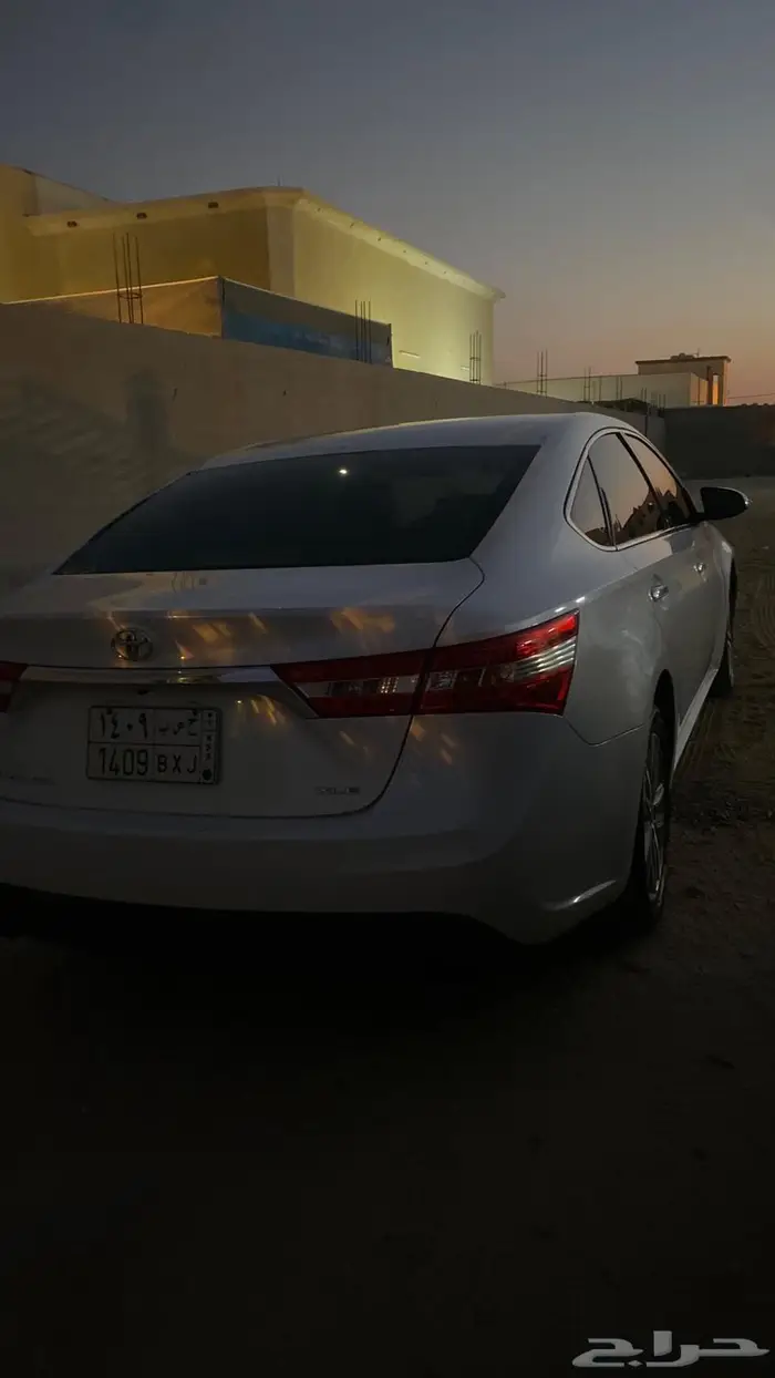 للبيع افالون 2013 LX 3