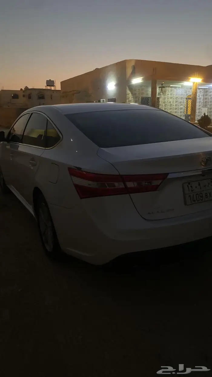 للبيع افالون 2013 LX 2