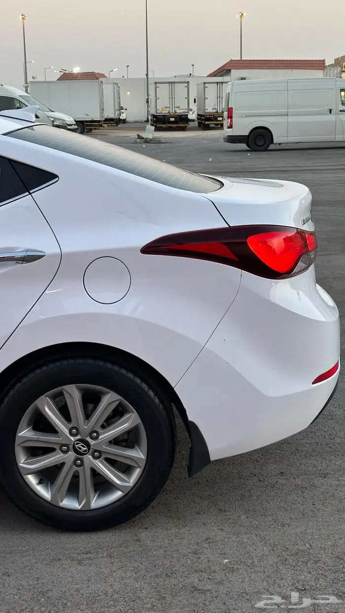 هونداي النترا 2016- 2000CC 12