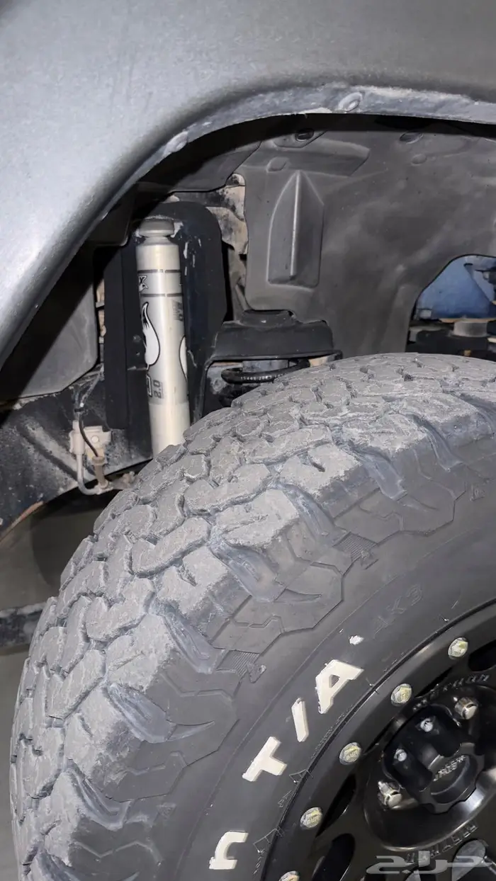 Jeep Wrangler 2013 (قير عادي) 15